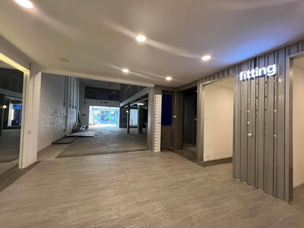 Lease beauty salon Binh Trung Tay