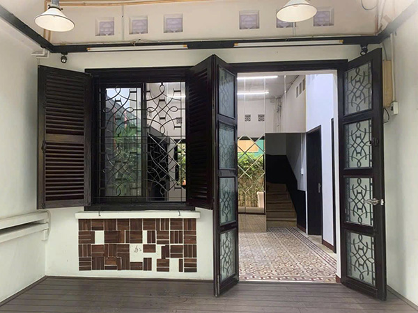 Lease coffee shop Co Bac