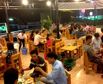 Coffee shop for rent Hai Ba Trung