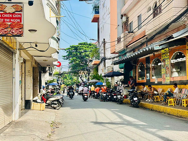 Lease coffee shop Nguyen Van Huong