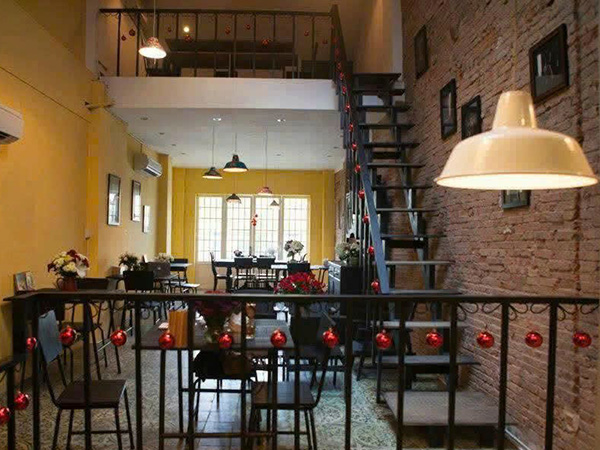 Bar for rent Ho Chi Minh