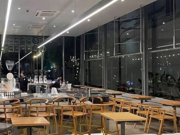 Bar for rent Binh Khanh