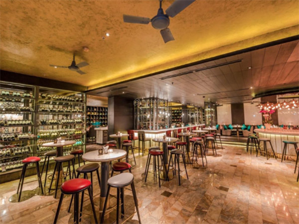 Bar for rent Dang Dung