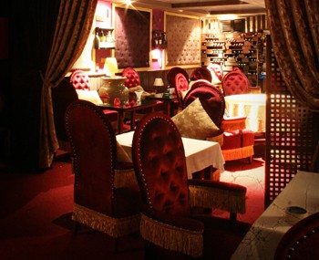 Bar for rent Tan Hung