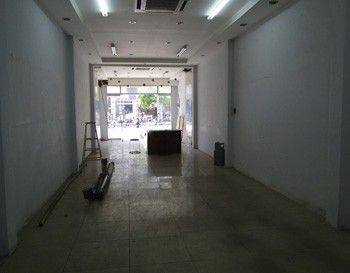 Lease retail space Nguyen Cu Trinh