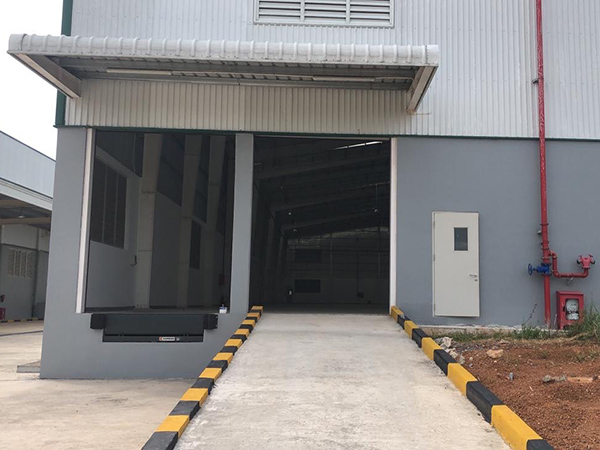 Depot for rent Dong An